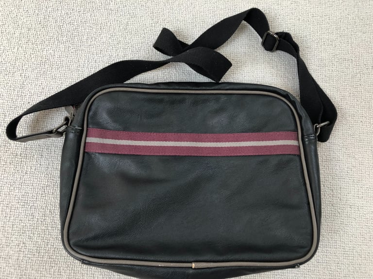 Ted baker cheap man bag sale