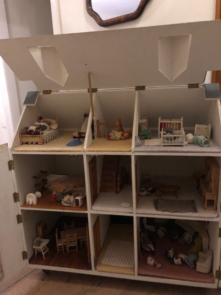 Anglesey dolls house. 