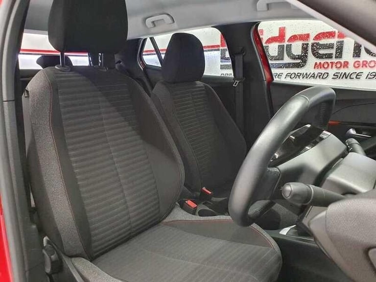  Peugeot 2008 1.2 PureTech Active Premium SUV 5dr Petrol Manual