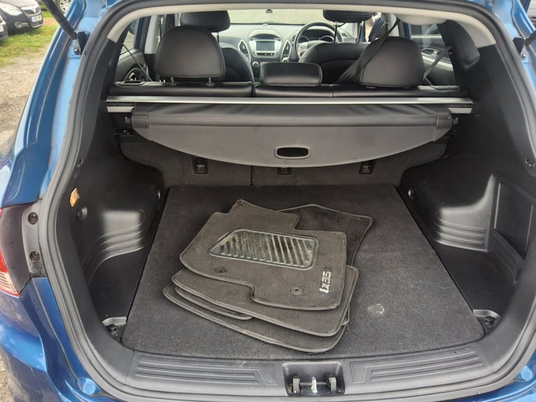 2015 Hyundai Ix35 2.4 PETROL AUTOMATIC VERY RARE WITH ONLY 70,000MILES 2 OWNER  PETROL Automatic