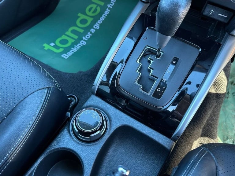 2019 Mitsubishi L200 2.4 DI-D 4WD WARRIOR DCB 178 BHP PICK UP Diesel Automatic