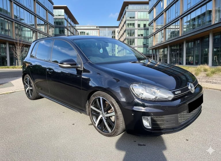 Volkswagen, GOLF, Hatchback, 2011, Semi-Auto, 1968 (cc), 5 doors