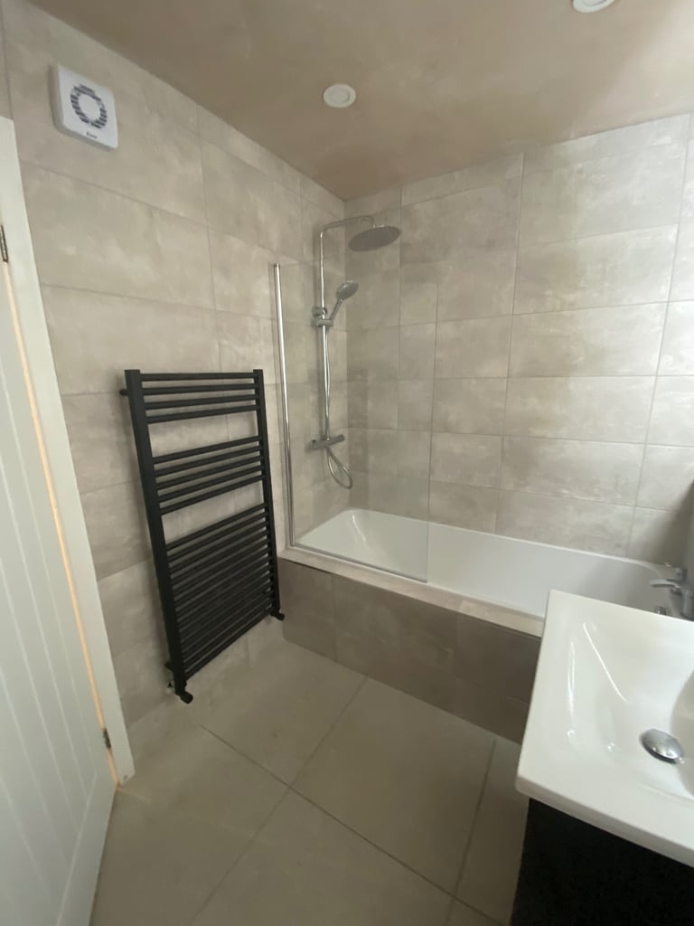 2 bed flat for rent G73 Burnside 