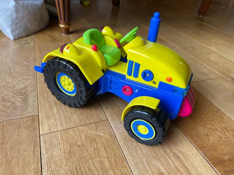 Early Learning Centre tractor with keys
