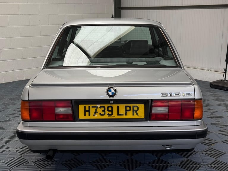  BMW 3 Series 1.8 318i S 2dr Petrol Manual