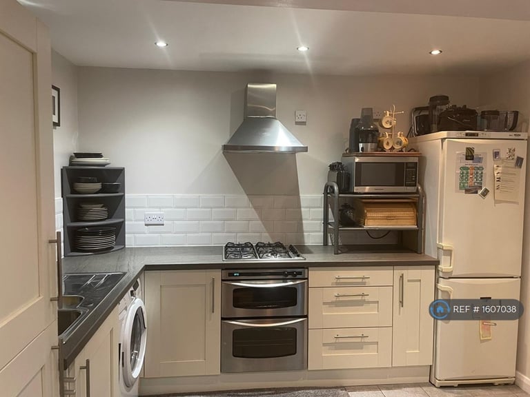 4 bedroom house in Whitethorn Crescent, Sutton Coldfield, B74 (4 bed) (#1607038)