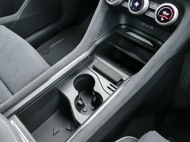 2025 Skoda Kodiaq 1.5 TSI e-TEC SportLine 5dr DSG [7 Seat] ESTATE PETROL Automatic