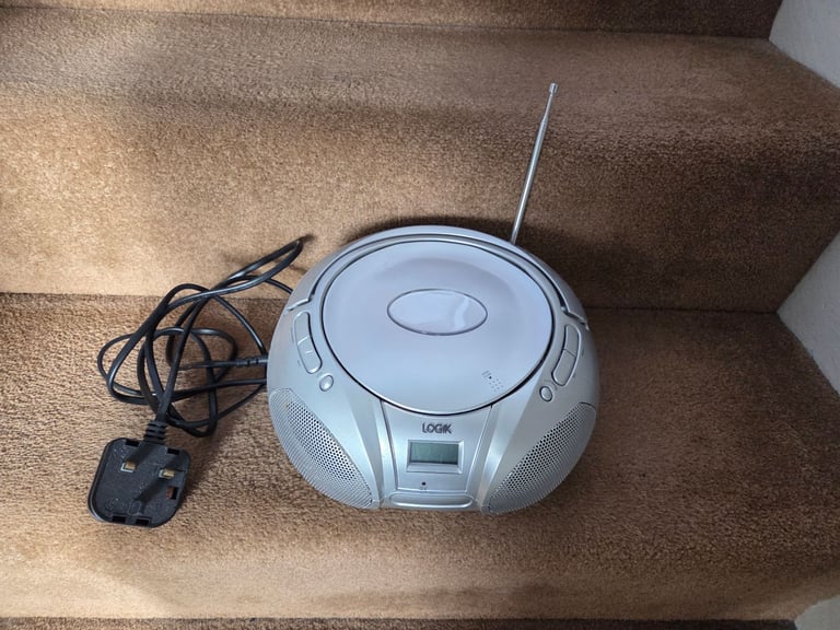 Radio/CD player for sale £10