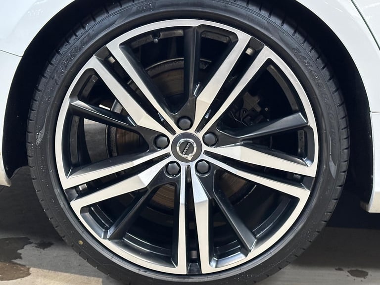 2019 Volvo V60 2.0 T5 R-Design Pro Auto Euro 6 (s/s) 5dr ESTATE Petrol Automatic