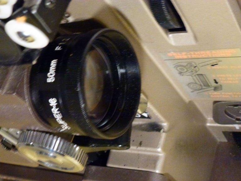 RARE HIGH QUALITY 16mm FILM PROJECTOR BY ELF OF JAPAN - EIKI SNT CINE