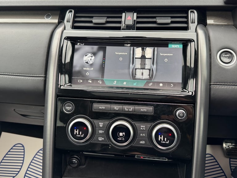 2020 Land Rover Discovery 2.0 SD4 HSE Luxury SUV 5dr Diesel Auto 4WD Euro 6 (s/s) (240 ps) ESTATE...