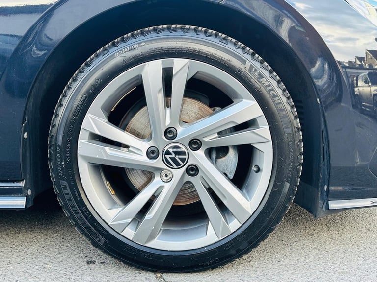 2021 Volkswagen Golf 1.5 eTSI MHEV R-Line DSG Euro 6 (s/s) 5dr HATCHBACK Petrol/Electric Hybrid A...