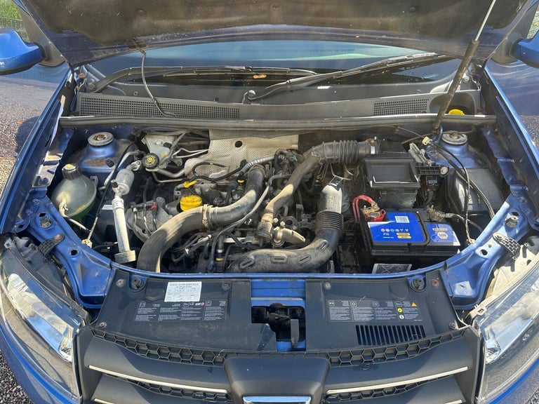 2013 Dacia Sandero 0.9 TCe Laureate Euro 5 5dr HATCHBACK Petrol Manual