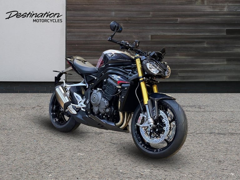 2025 Triumph Speed Triple 1200 RS PREMIUM COLOUR Petrol red 6 Speed