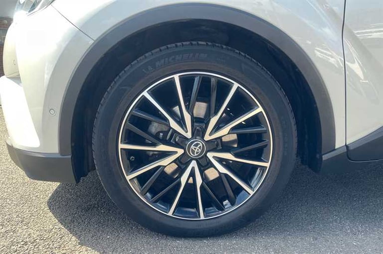 2019 Toyota C-HR 1.8 VVT-h Excel SUV 5dr Petrol Hybrid CVT Euro 6 (s/s) (122 ps) SUV Hybrid Autom...
