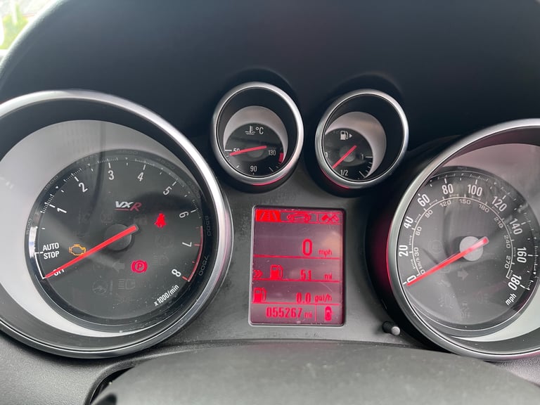 Vauxhall, ASTRA GTC, Hatchback, 2015, Manual, 1998 (cc), 3 doors