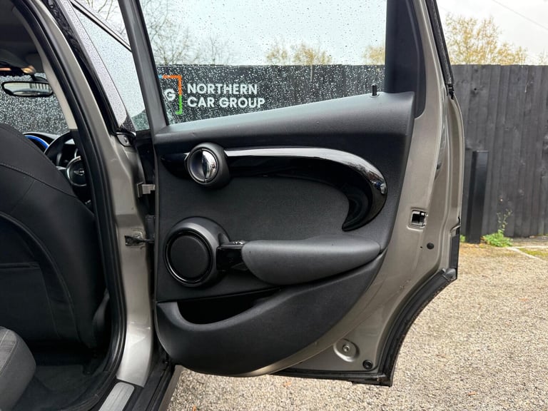 2016 MINI Hatch 2.0 Cooper SD Euro 6 (s/s) 5dr HATCHBACK Diesel Manual