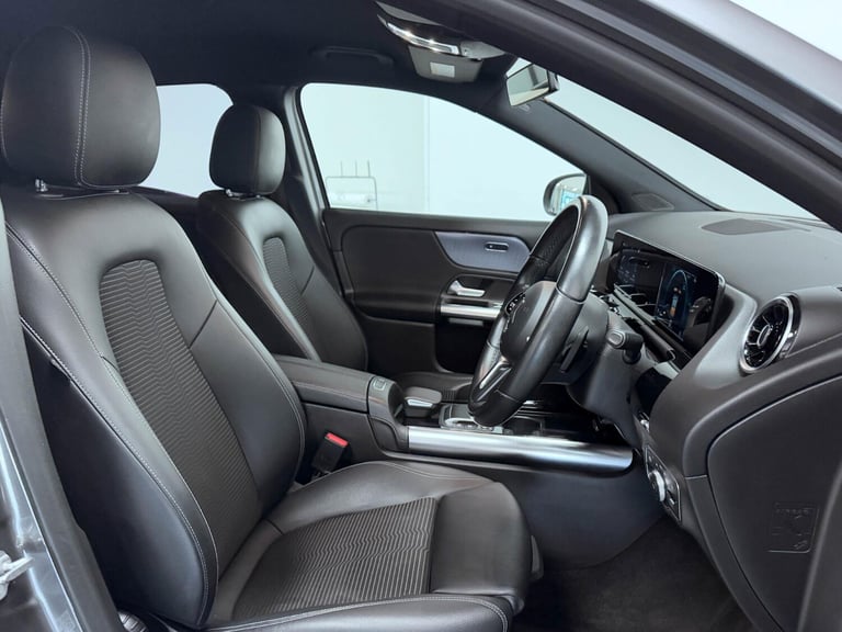 2020 Mercedes-Benz GLA 1.3 GLA200 Sport SUV 5dr Petrol 7G-DCT Euro 6 (s/s) (163 ps) HATCHBACK Pet...