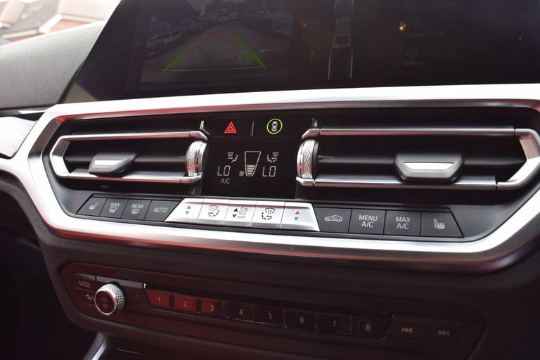 2021 BMW 3 Series 2.0 330e 12kWh M Sport Pro Edition Auto xDrive Euro 6 (s/s) 4dr SALOON Petrol/E...