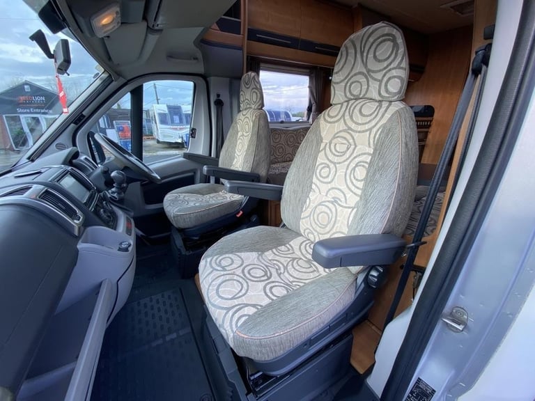 2011 AUTO-TRAIL FRONTIER MOHAWK LUXURY MOTORHOME