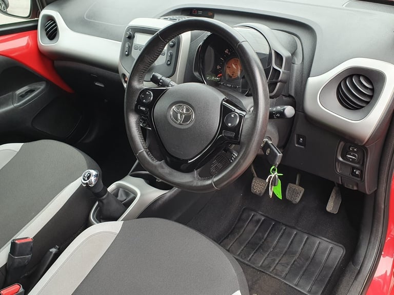 2017 Toyota AYGO 1.0 VVT-i X-Play 5dr Hatchback Petrol Manual
