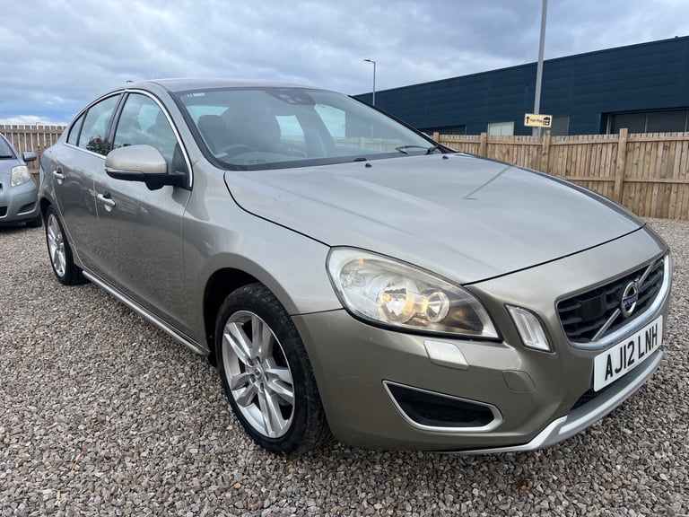 VOLVO S60 D2 [115] SE Nav 4dr / HPI CLEAR / £35 TAX / FSH / HIGH SPEC