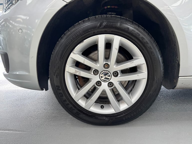 2012 Volkswagen Touran 1.6 TDI 105 SE 5dr DSG MPV Diesel Automatic