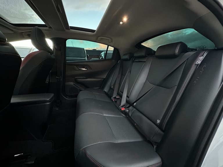2023 TOYOTA PRIUS 2L Petrol Hybrid Electric Euro 6 Sunroof Leather 5 Seater 5dr