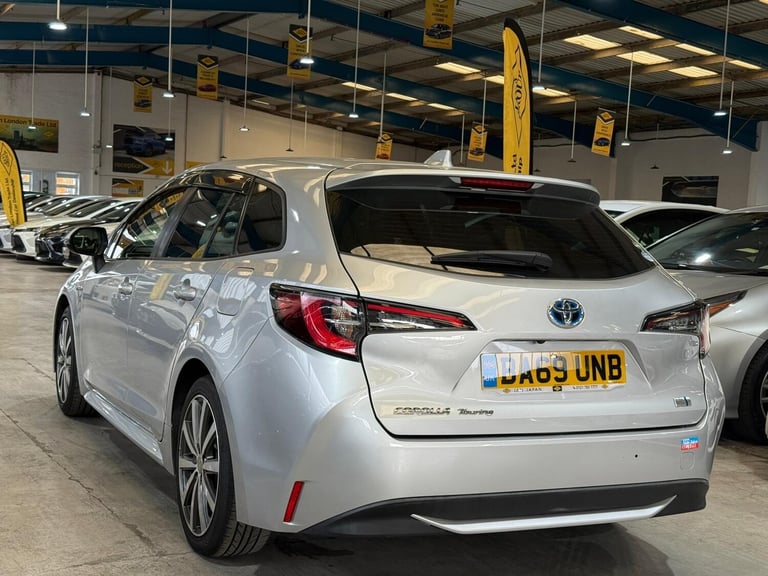 2020 Toyota Corolla 1 790 CC TOYOTA COROLLA TOURING Hybrid