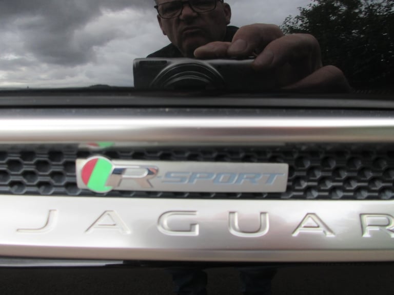 2017 Jaguar F-Pace 2.0d R-Sport 5dr Auto AWD ESTATE Diesel Automatic
