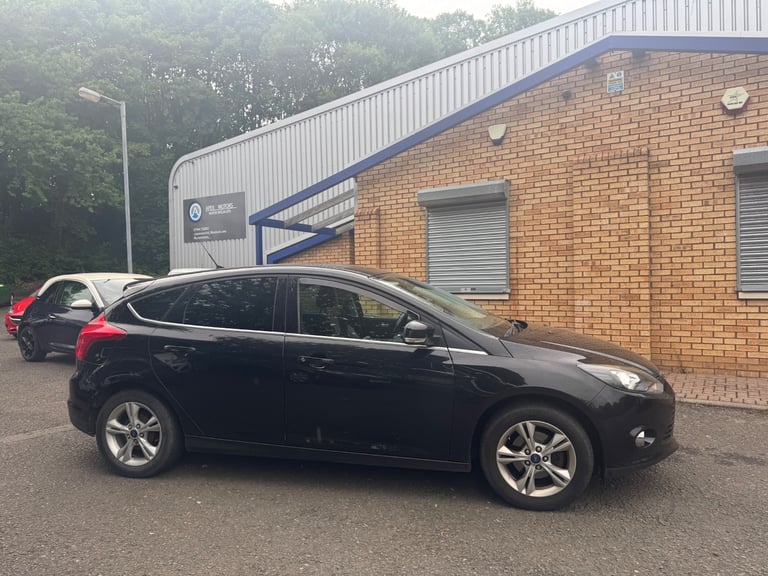 2013 Ford Focus 1.6 Zetec 5dr HATCHBACK Petrol Manual