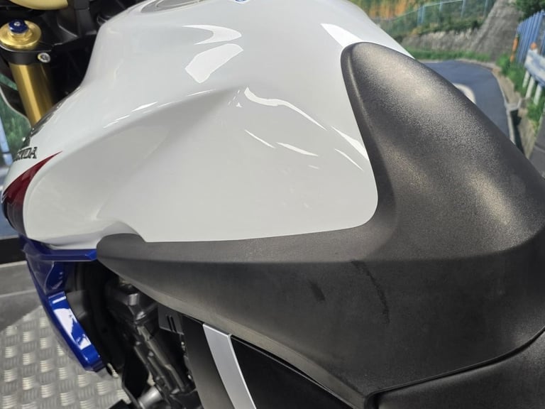 HONDA CB 1000 R