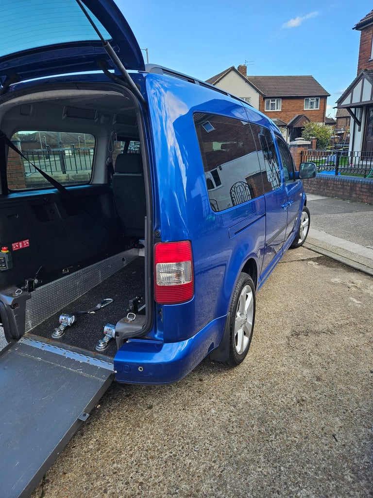 image for Volkswagen, CADDY MAXI LIFE, MPV, 2012, Manual, 1598 (cc), 5 doors
