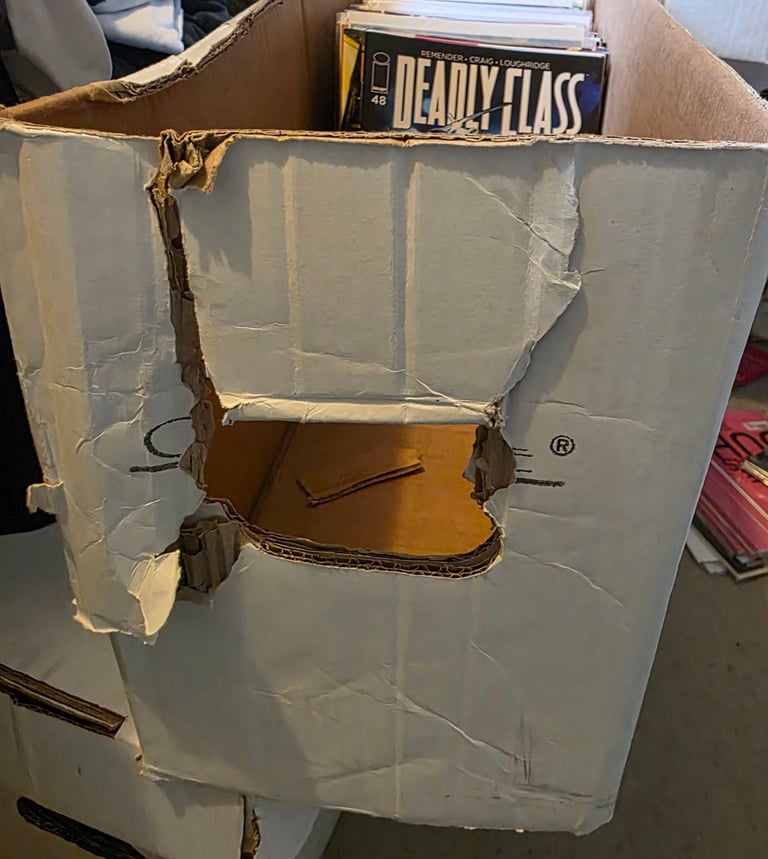 Comic Book Bundle - 140+ issues - Marvel, DC, Image, Indies, 2000AD - Long Box