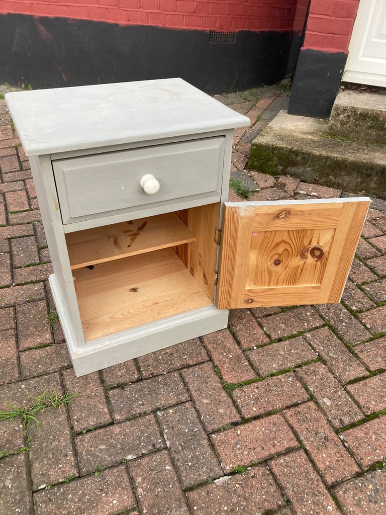 Bedside Cabinet