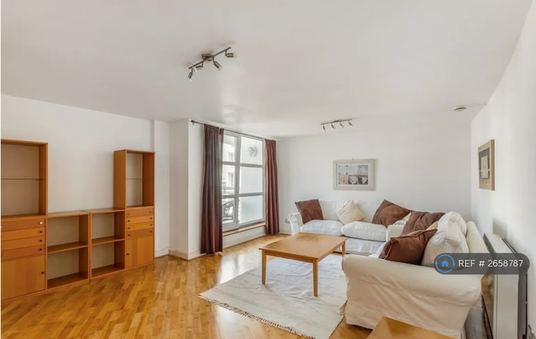 1 bedroom in Manchester Road, London, E14 (#2658787)