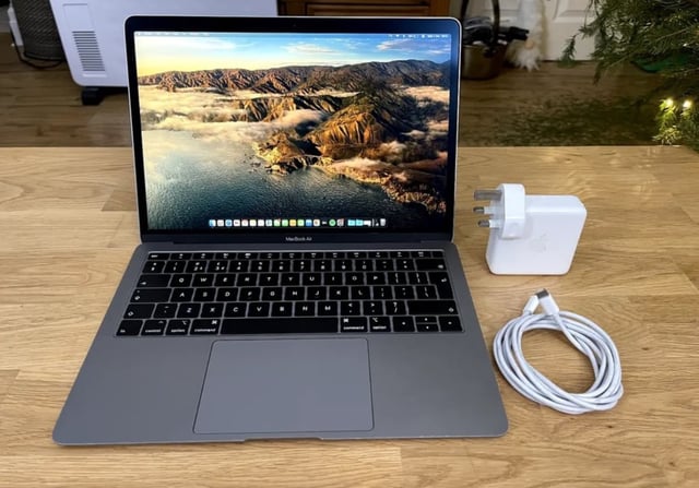 Apple MacBook Air 13 inch 2018 core i5 8gb ram 128gb ssd grey | in