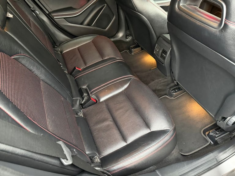 2017 Mercedes-Benz GLA GLA 220d 4Matic AMG Line Premium 5dr Auto ESTATE Diesel Automatic