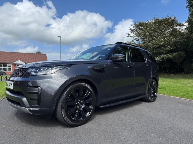 2017 Land Rover Discovery 5 3.0 TDV6 H.S.E LUXURY / 4X4 / 7 SEATER / AUTOMATIC 