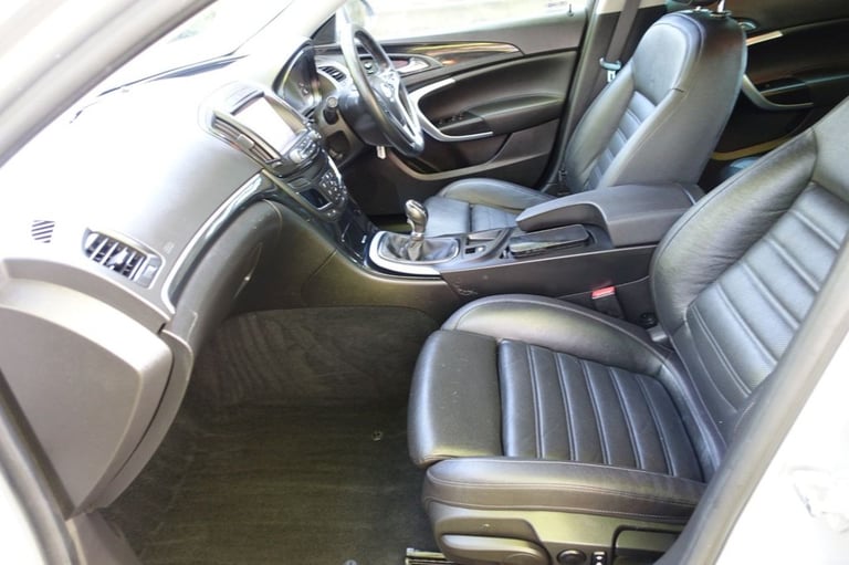 2015 Vauxhall Insignia 2.0 CDTi ecoFLEX Elite Nav Hatchback 5dr Diesel Manual Euro 6 (s/s) (170 p...