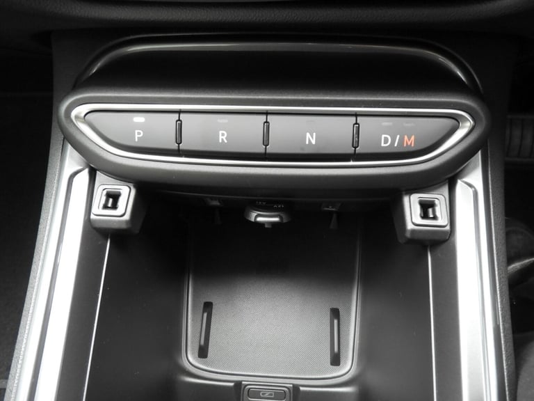 Fiat 600 600 La Prima 1.2 100hp Hybrid Edct-6 Petrol/Electric Hybrid Automatic