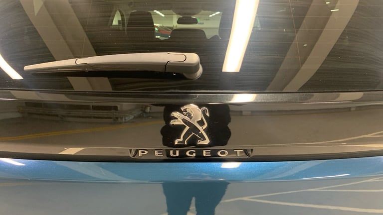 2022 Peugeot 5008 1.2 PureTech Allure Premium SUV 5dr Petrol EAT Euro 6 (s/s) (130 ps) SUV Petrol...