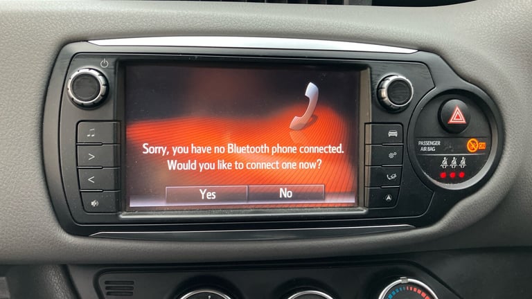 2017 Toyota Yaris 1.33 VVT-i Icon 5dr CVT Petrol Hatchback Hatchback Petrol Automatic