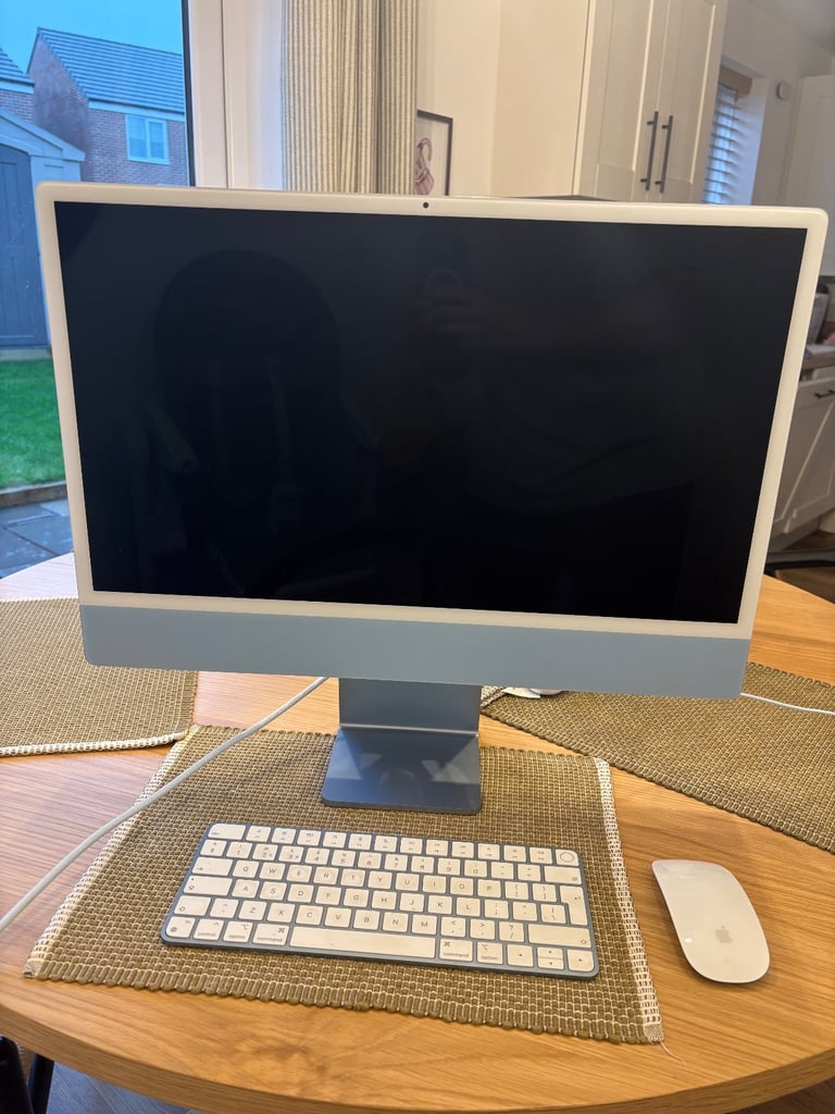 image for Apple iMac M1 2021 - 8GB RAM - 256GB Storage