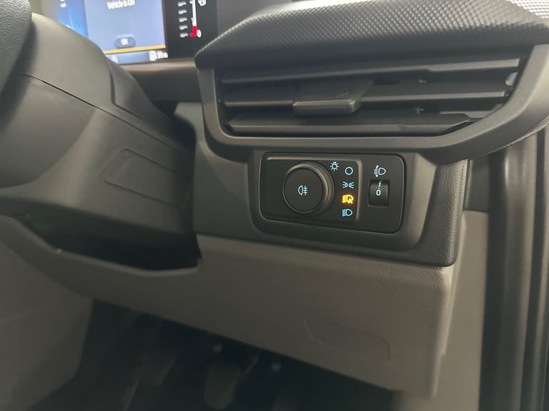 2025 Ford Transit Custom 300 SWB 2.0 Tdci Leader 110PS Van Diesel Manual