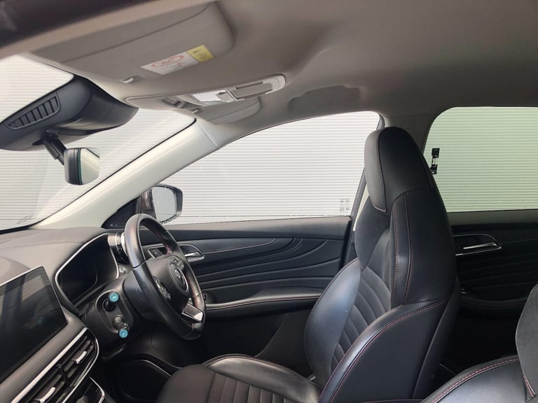 2023 MG MG HS 1.5 T-GDI 16.6kWh Trophy Auto Euro 6 (s/s) 5dr ESTATE Petrol/Electric Hybrid Automatic