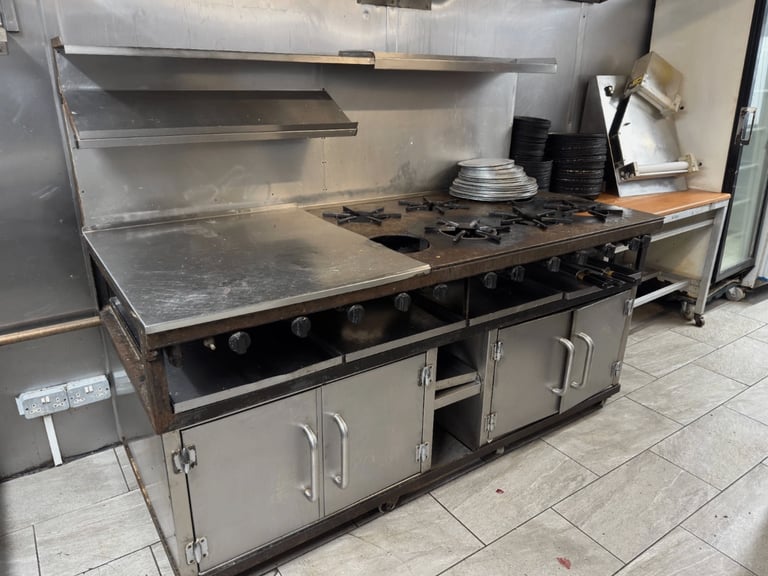 11 Burner Gas Cooker – Commercial Heavy Duty Range Stainless Steel Catering Oven