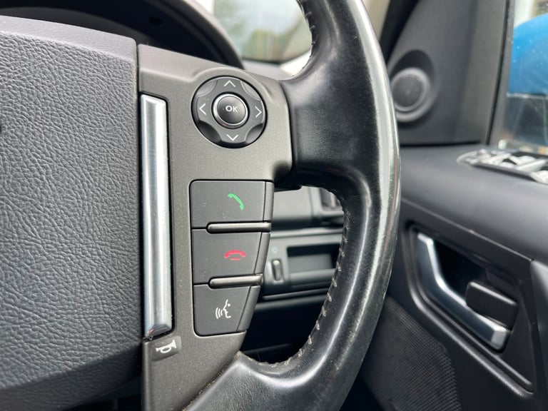 2013 Land Rover Freelander 2 2.2 SD4 Dynamic SUV 5dr Diesel CommandShift 4WD Euro 5 (190 ps) SUV ...