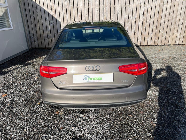 Audi, A4, Saloon, 2013, Manual, 1798 (cc), 4 doors