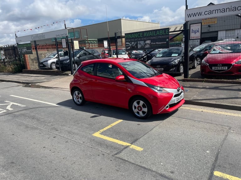 2014 Toyota AYGO 1.0 VVT-i X-Play 3dr ONLY £20 ROAD TAX PA  *WAS £5695 SAVE £1200 NOW £4495* HATC...